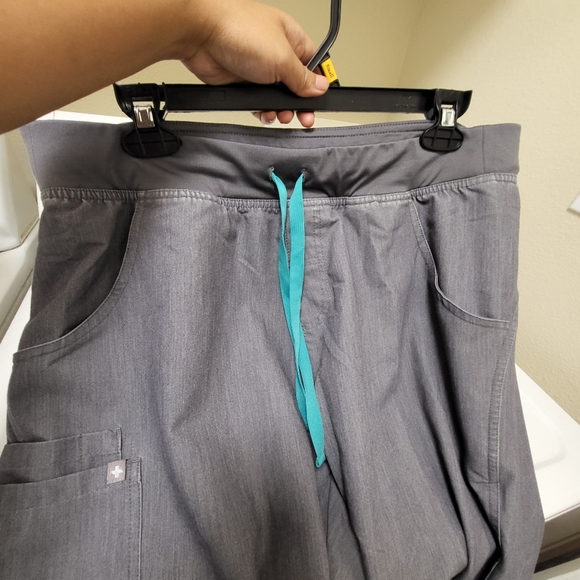 FIGS PANTS Large Petite Graphite Gray - Picture 4 of 4